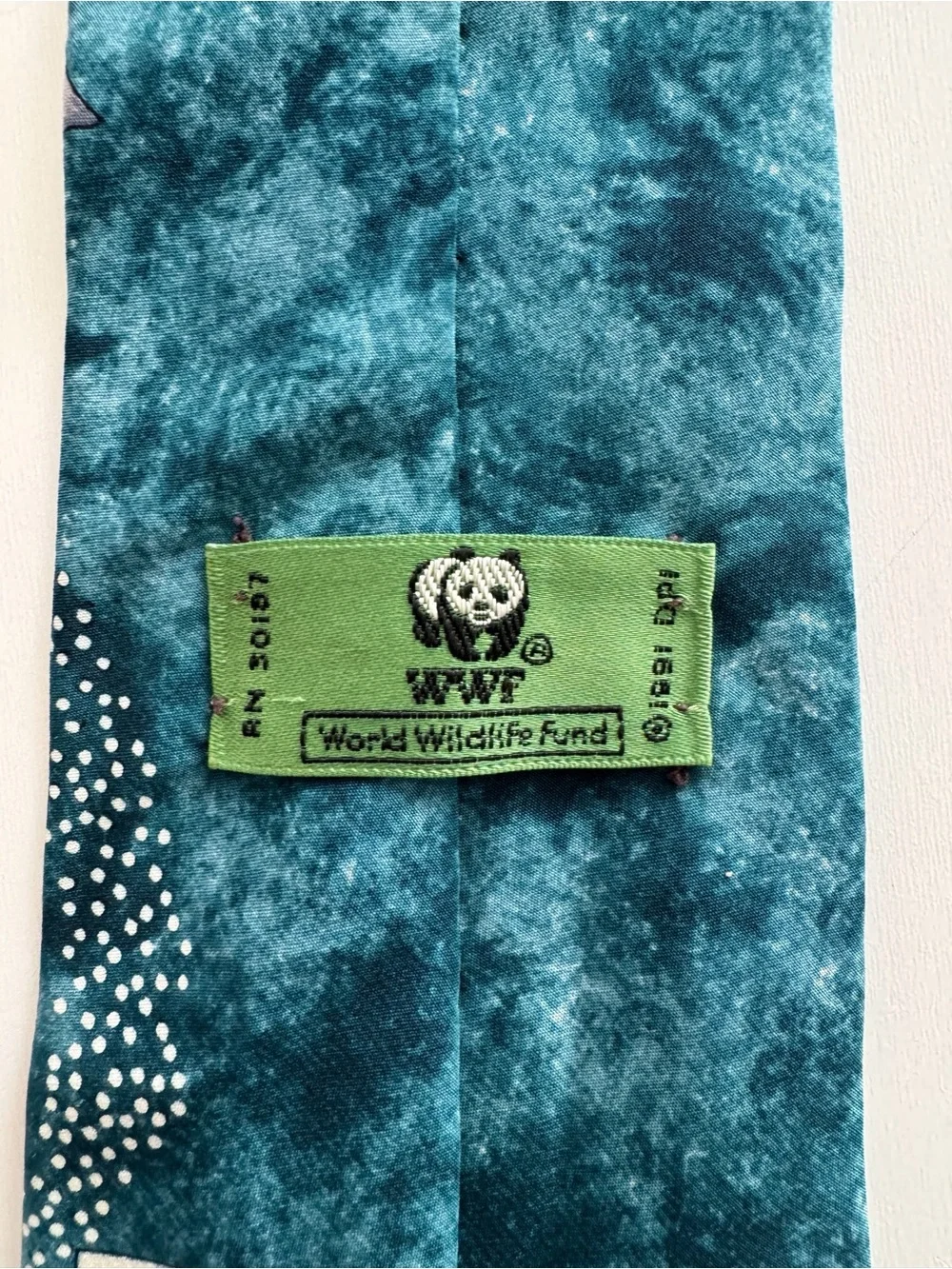 Vintage 1991 World Wildlife Fund Humpback Whales Tie